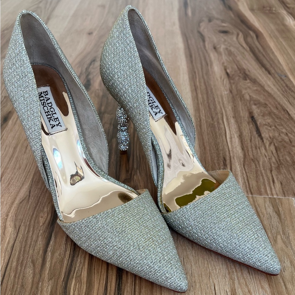 Badgley Mischka Rhinestone Heels Gold/Champagne 7.5, EUC - Picture 5 of 11
